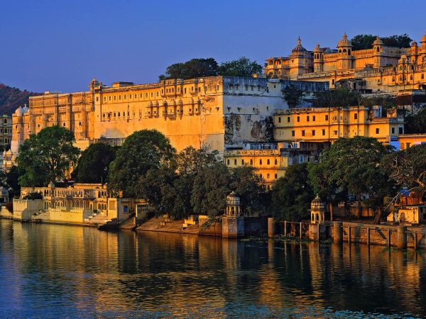 India, Bharat, Rajasthan, Travel Destination, Udaipur, Lake Pichola and the City Palace