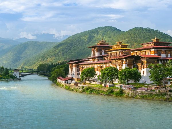 how-many-days-are-required-to-visit-bhutan